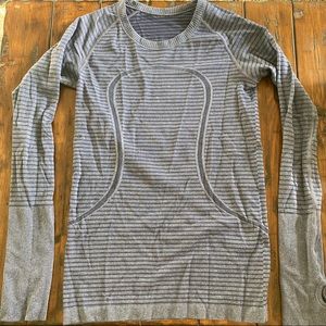 Lululemon Swiftly Tech Long Sleeve